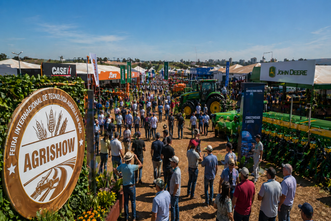 Agrishow 2026 abre destacando tecnologias que reduzem custos e impacto ambiental no campo